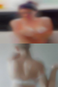 Woman sex in room nude.
